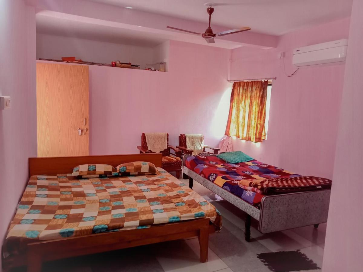 Krishna Homestay Garudeshwar Zewnętrze zdjęcie