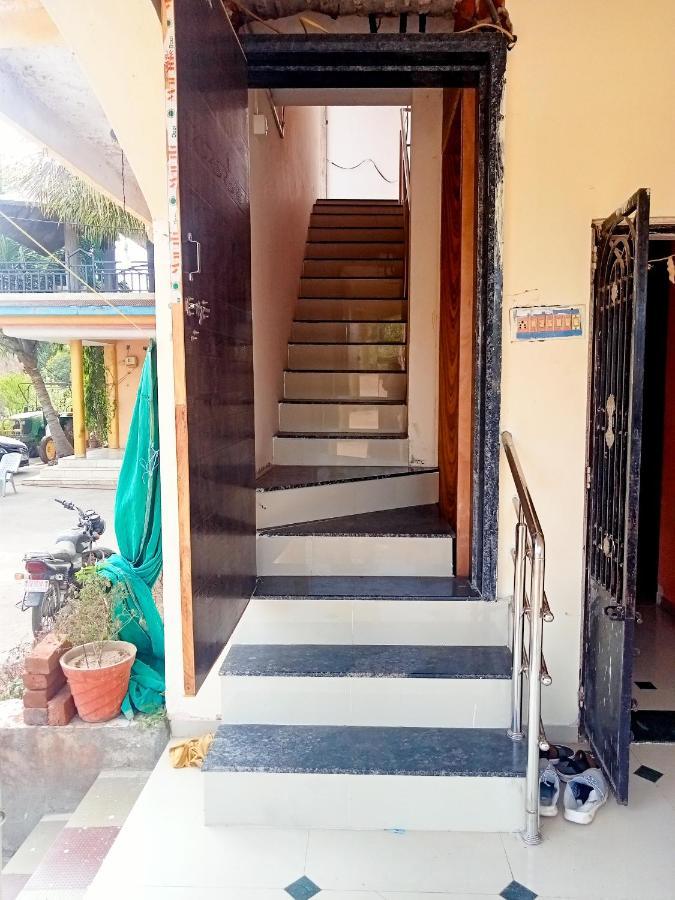 Krishna Homestay Garudeshwar Zewnętrze zdjęcie